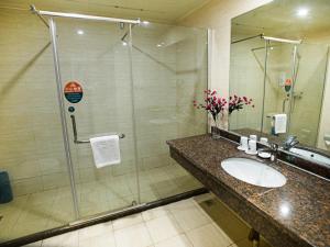 greentree inn jiangsu xuzhou peixian bus station t