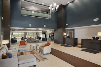 wingate by wyndham bismarck