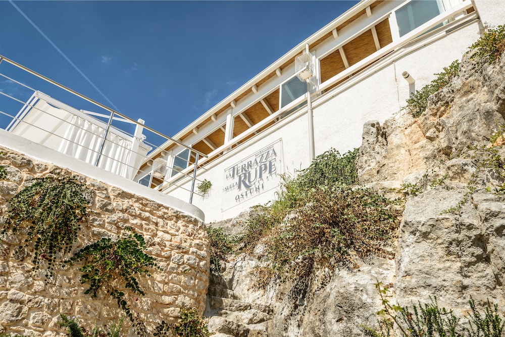 la terrazza sulla rupe