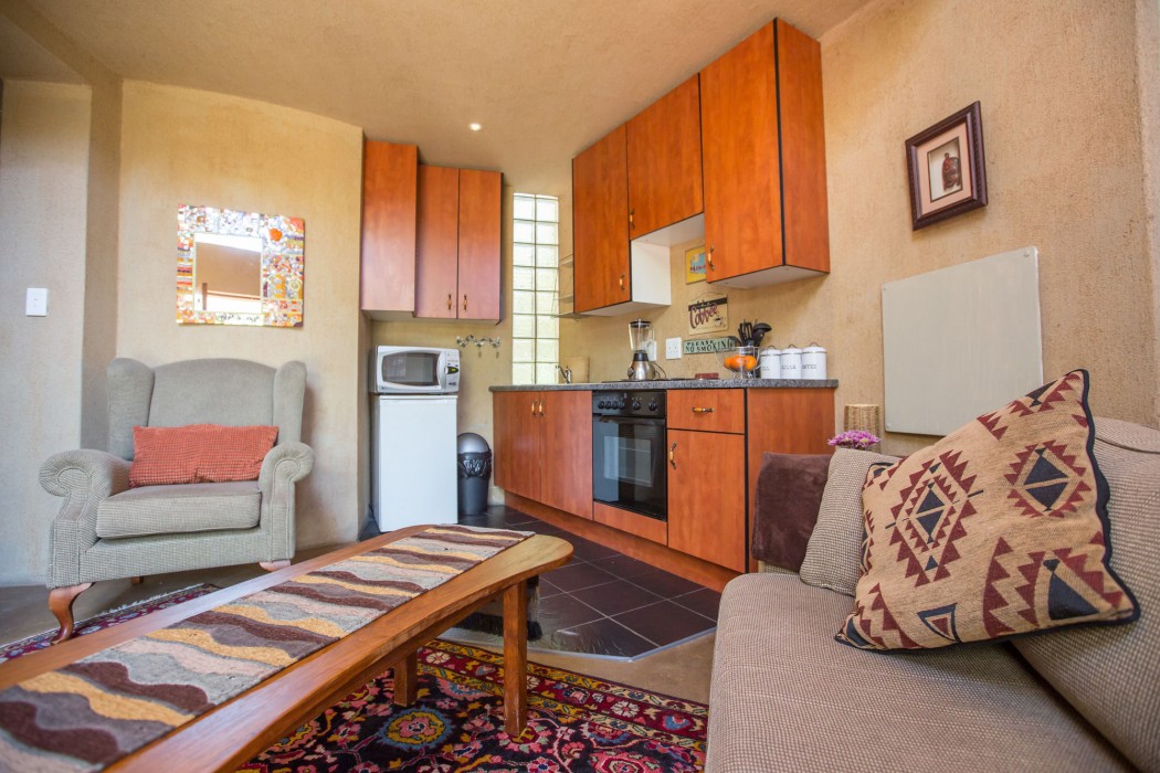 Moonflower Cottages,Farrarmere>>East Rand,3 star