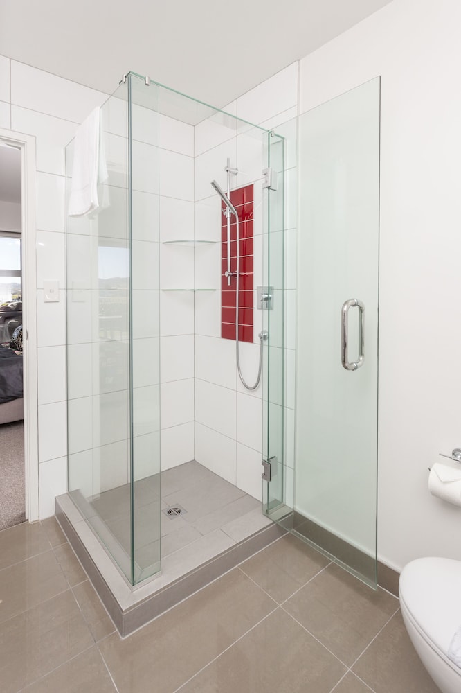 sovereign pier on the waterways