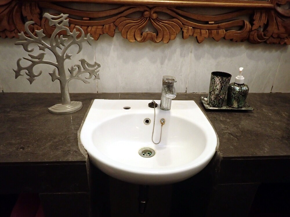 puri sayang bungalows