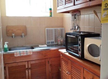 Margaret's Place,Germiston>>Bruma,3 star