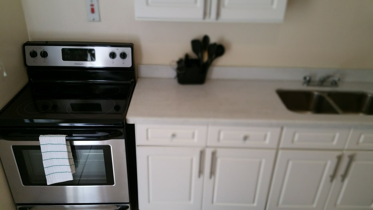 new kingston guest apartment at donhead