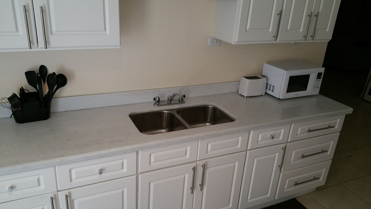 new kingston guest apartment at donhead