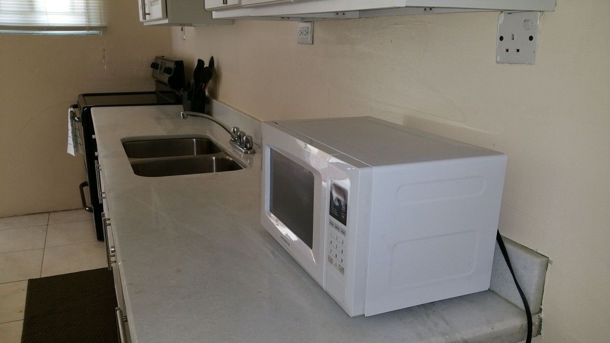 new kingston guest apartment at donhead