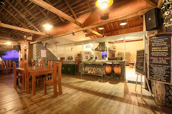 Paper Moon Kudils,Arugam Bay>>Ampara,3 star