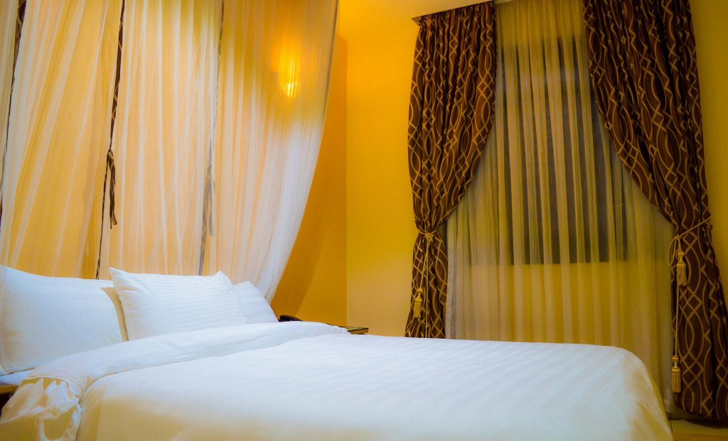 fourth parklands guest house and conference