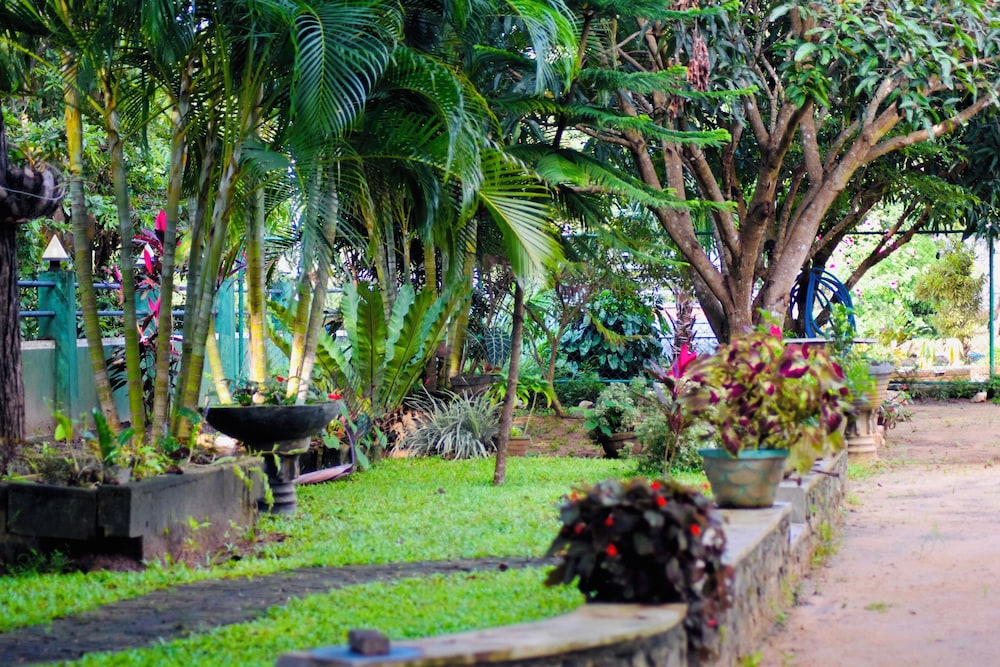 sinhagiri villa