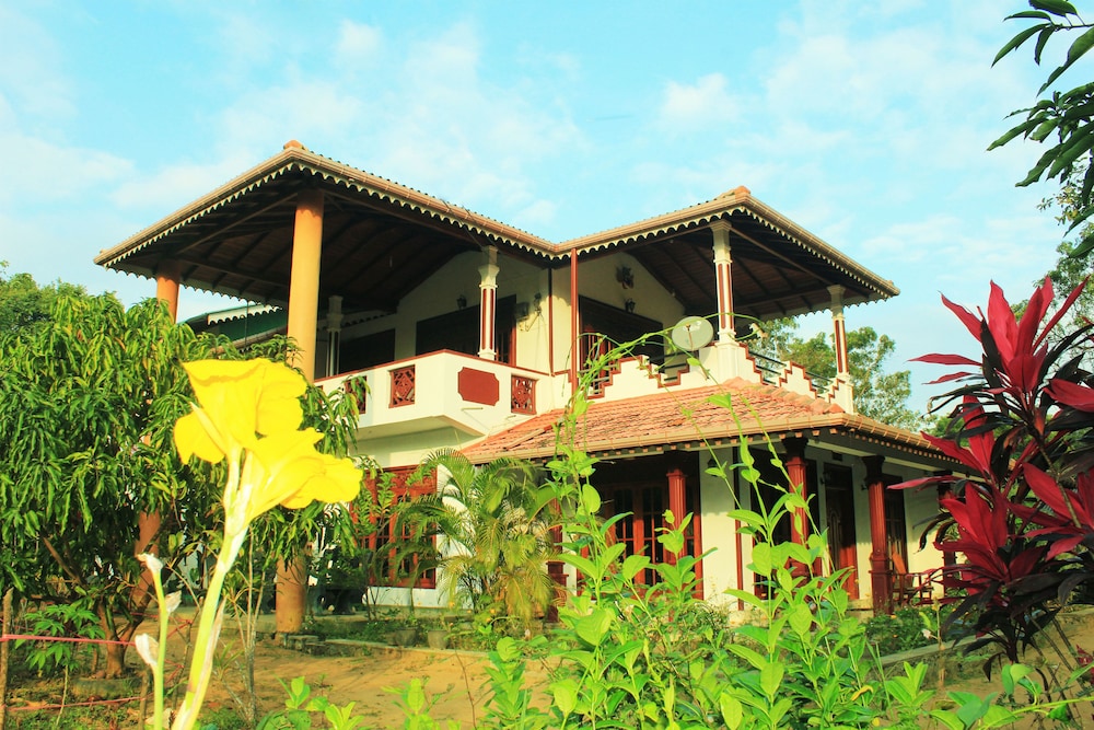 sinhagiri villa
