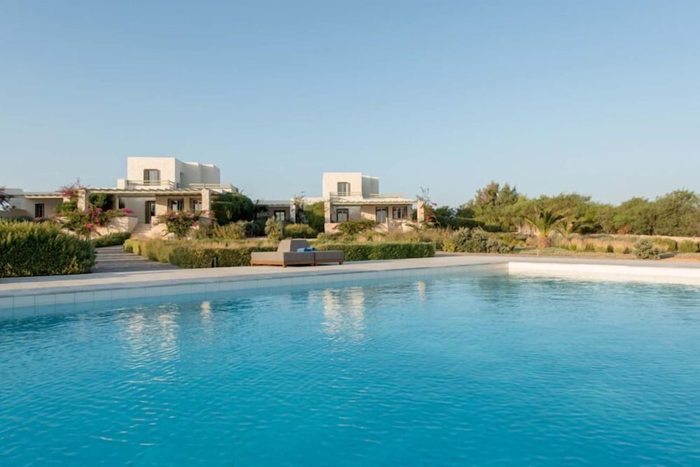 paros