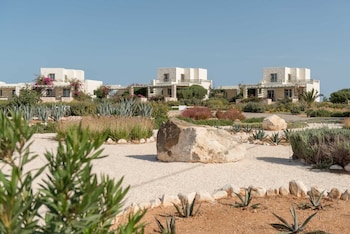 paros