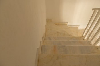 paros