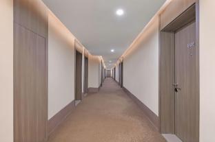 hanting hotel yizheng gongnong road