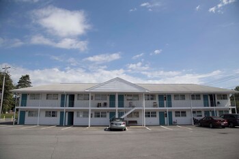 lake george residence llc