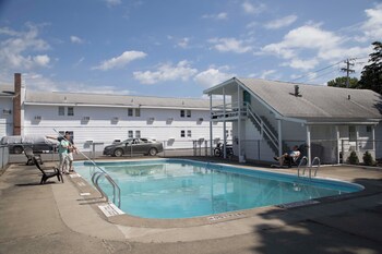 lake george residence llc