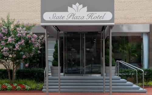 state plaza hotel