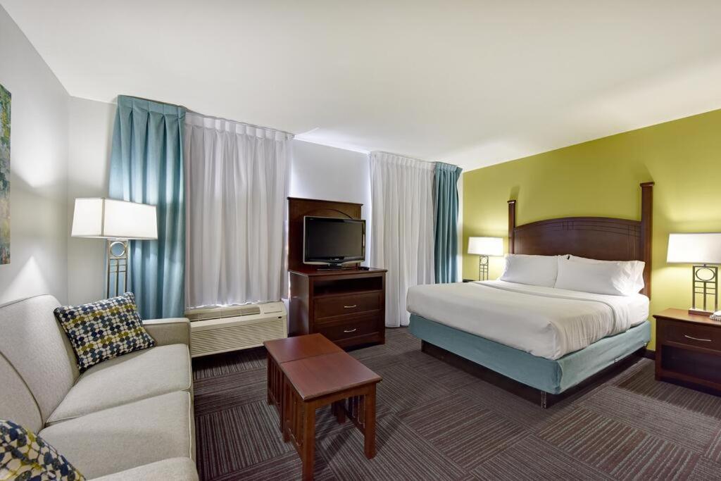 staybridge suites london by ihg