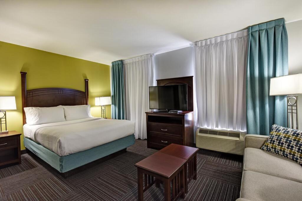 staybridge suites london by ihg