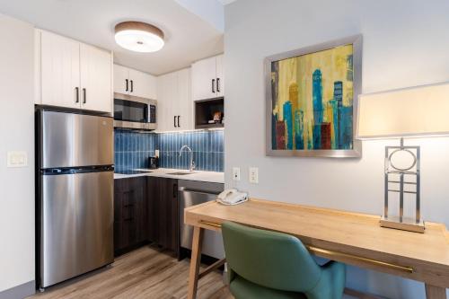 staybridge suites london by ihg