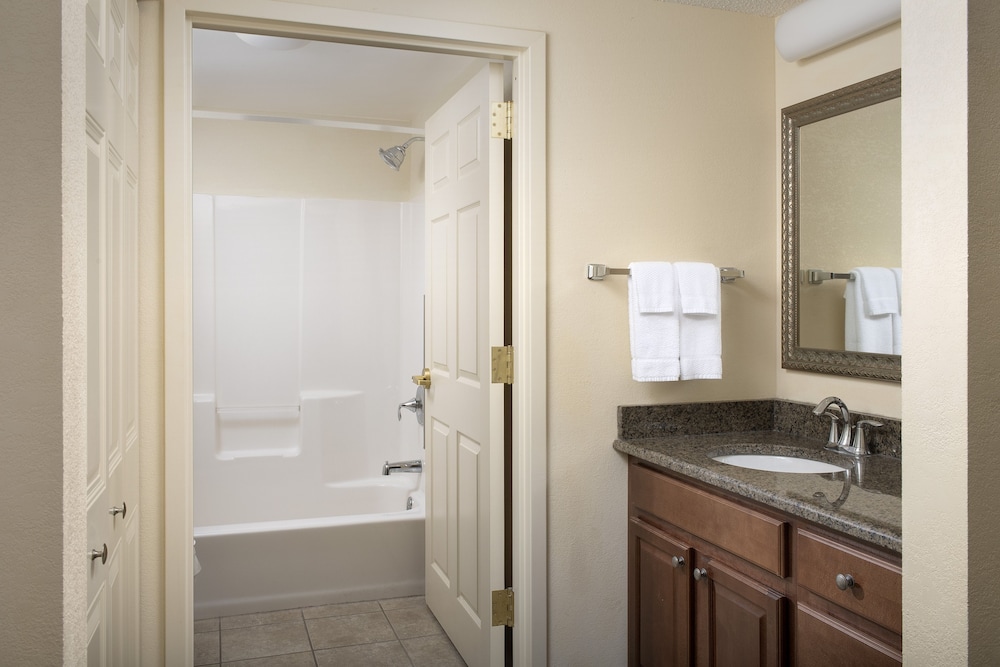 staybridge suites north brunswick by ihg