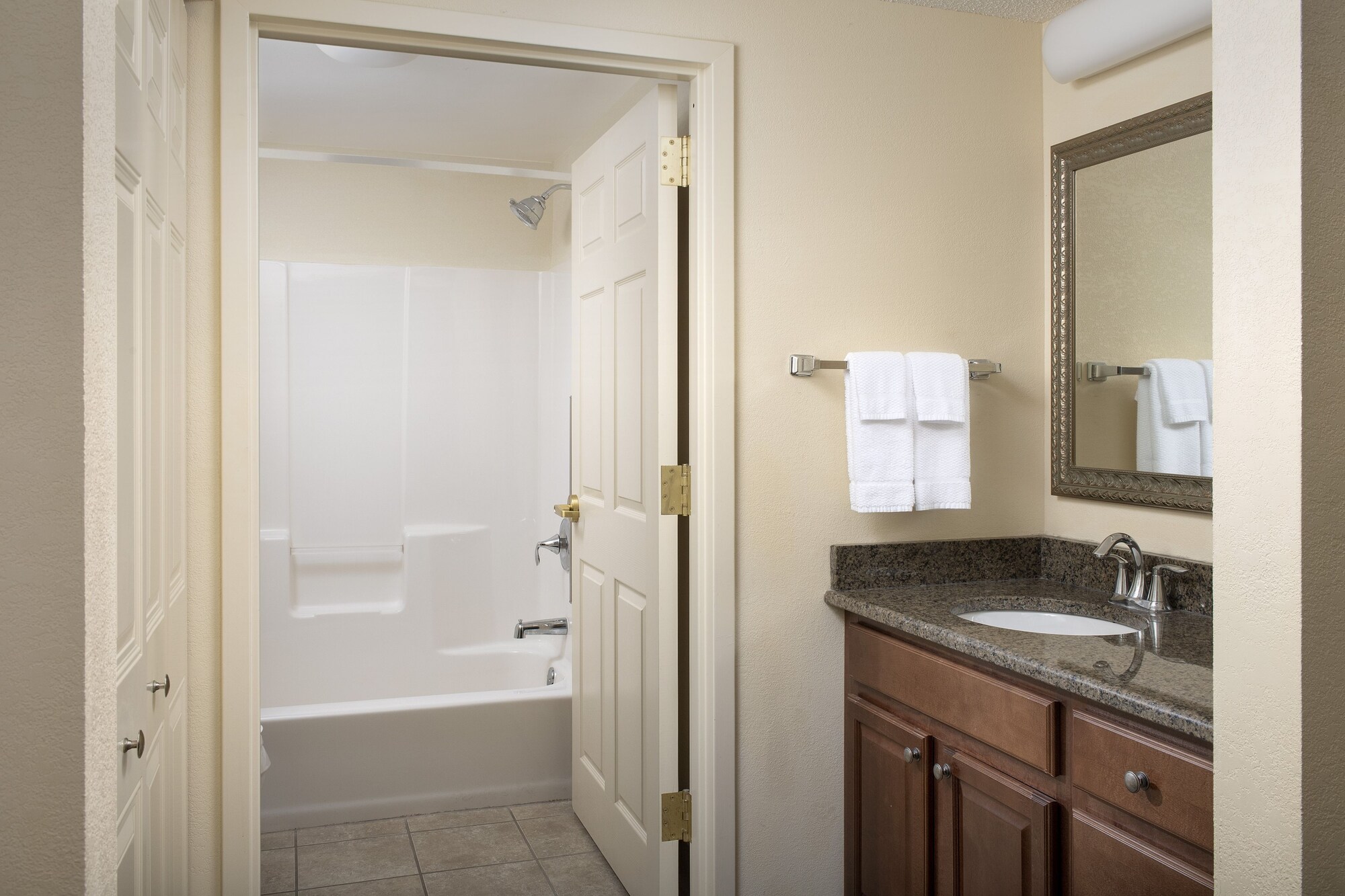 staybridge suites north brunswick by ihg