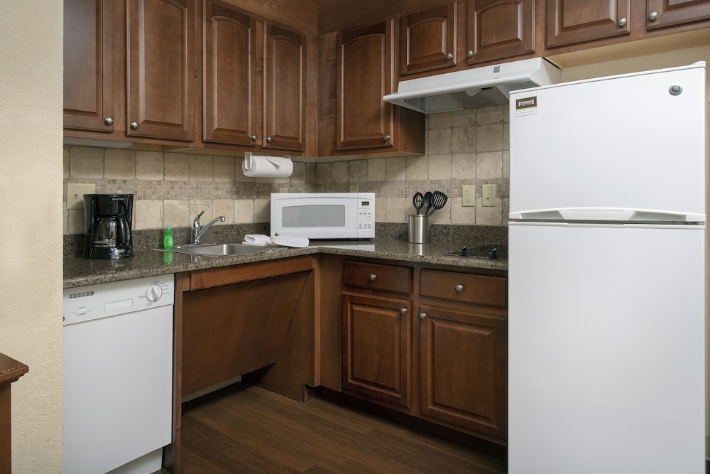 staybridge suites north brunswick by ihg