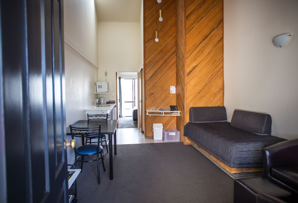 bennetts tauranga motor inn