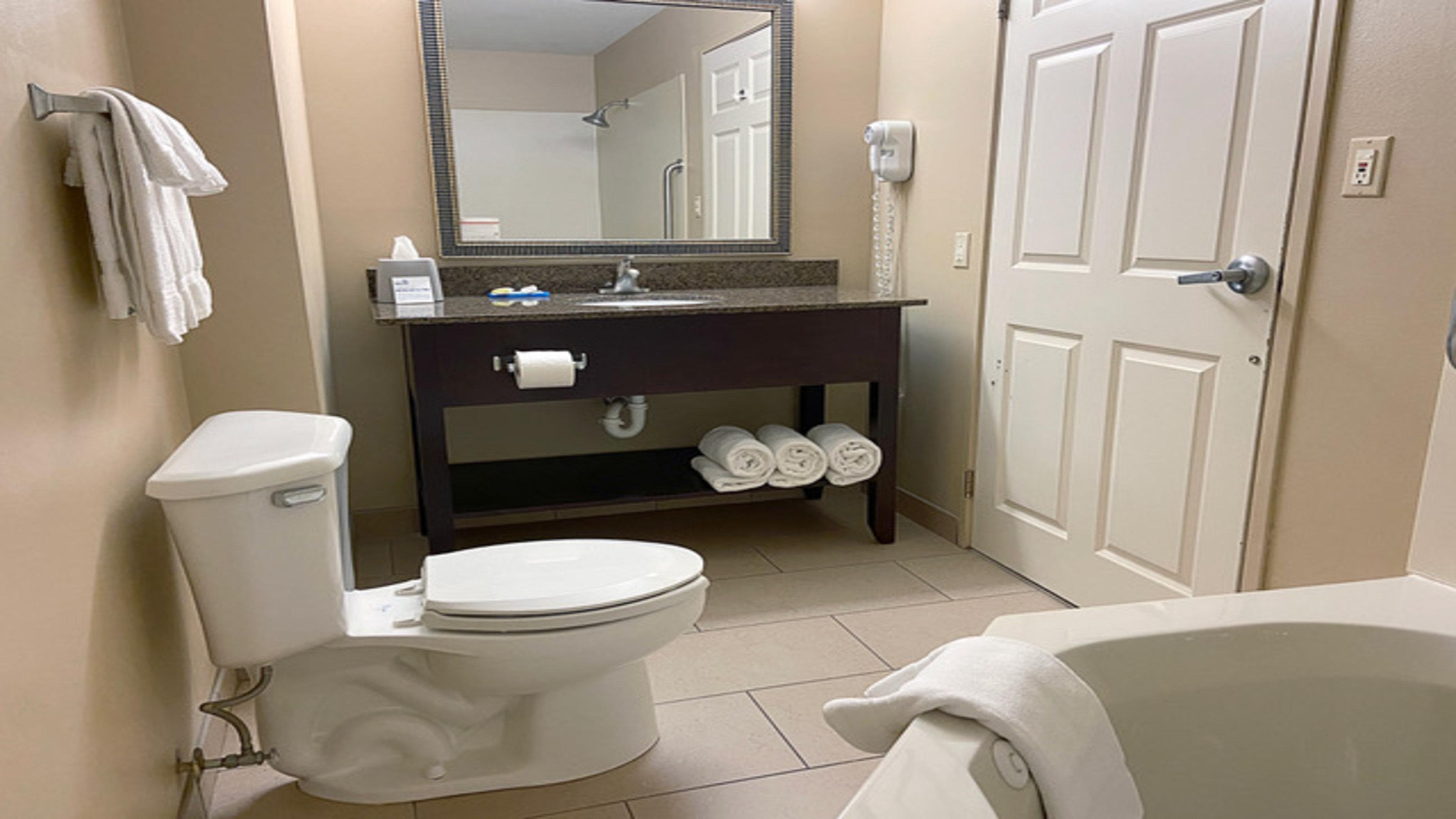 holiday inn express bloomington west by ihg