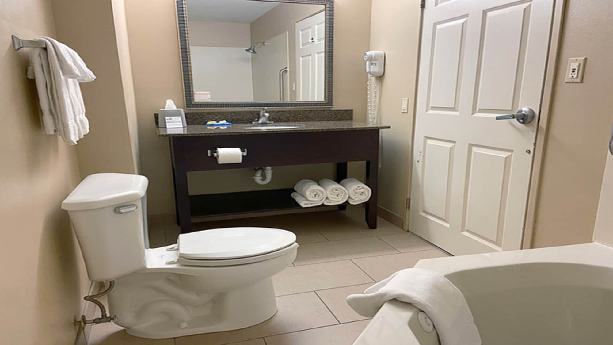 holiday inn express bloomington west by ihg