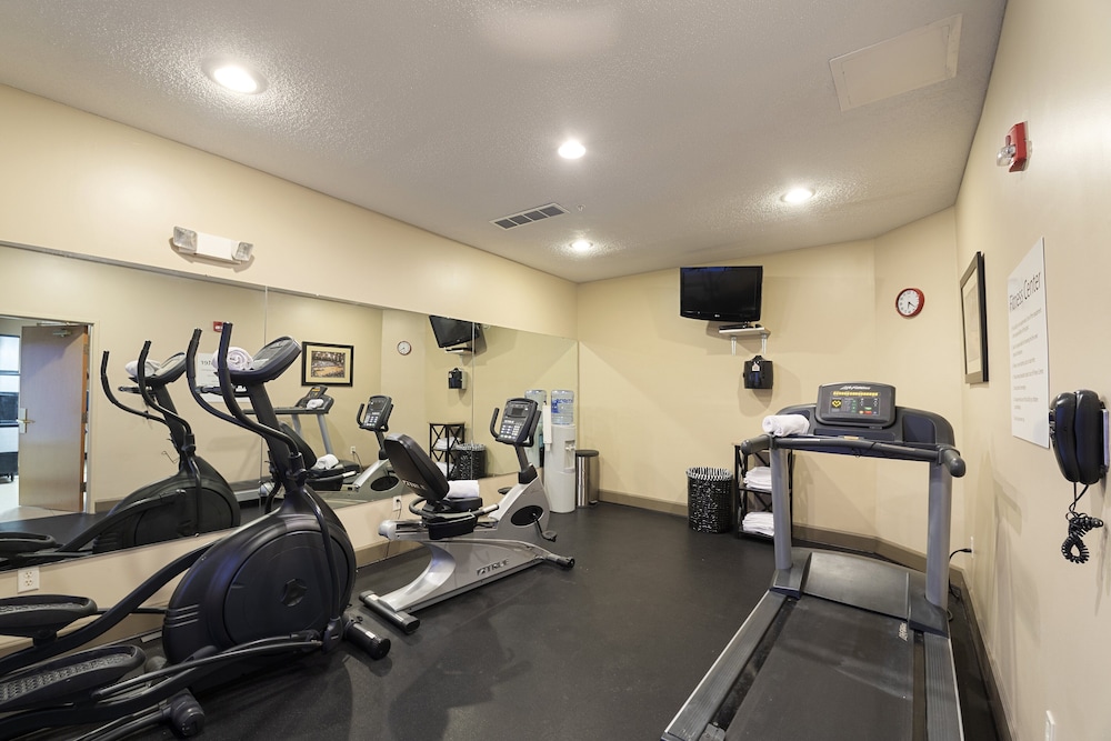 holiday inn express bloomington west by ihg