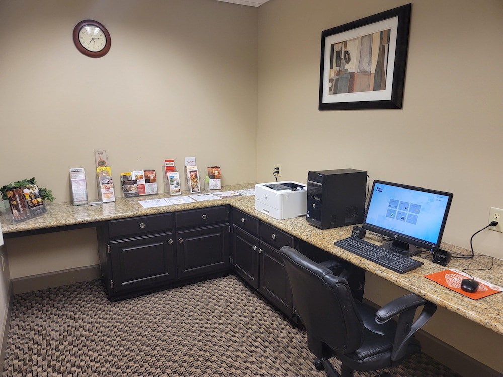 holiday inn express bloomington west by ihg
