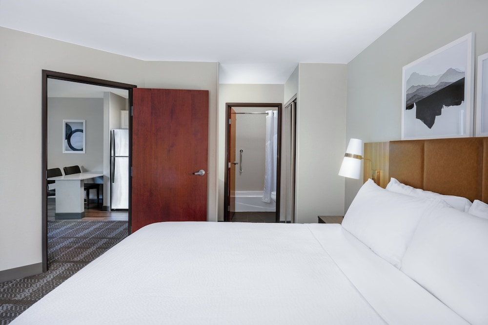 staybridge suites west des moines by ihg