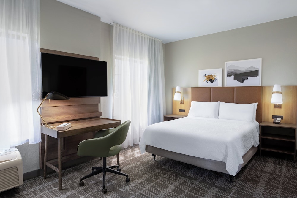 staybridge suites west des moines by ihg