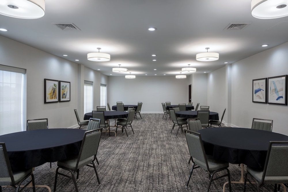 staybridge suites west des moines by ihg