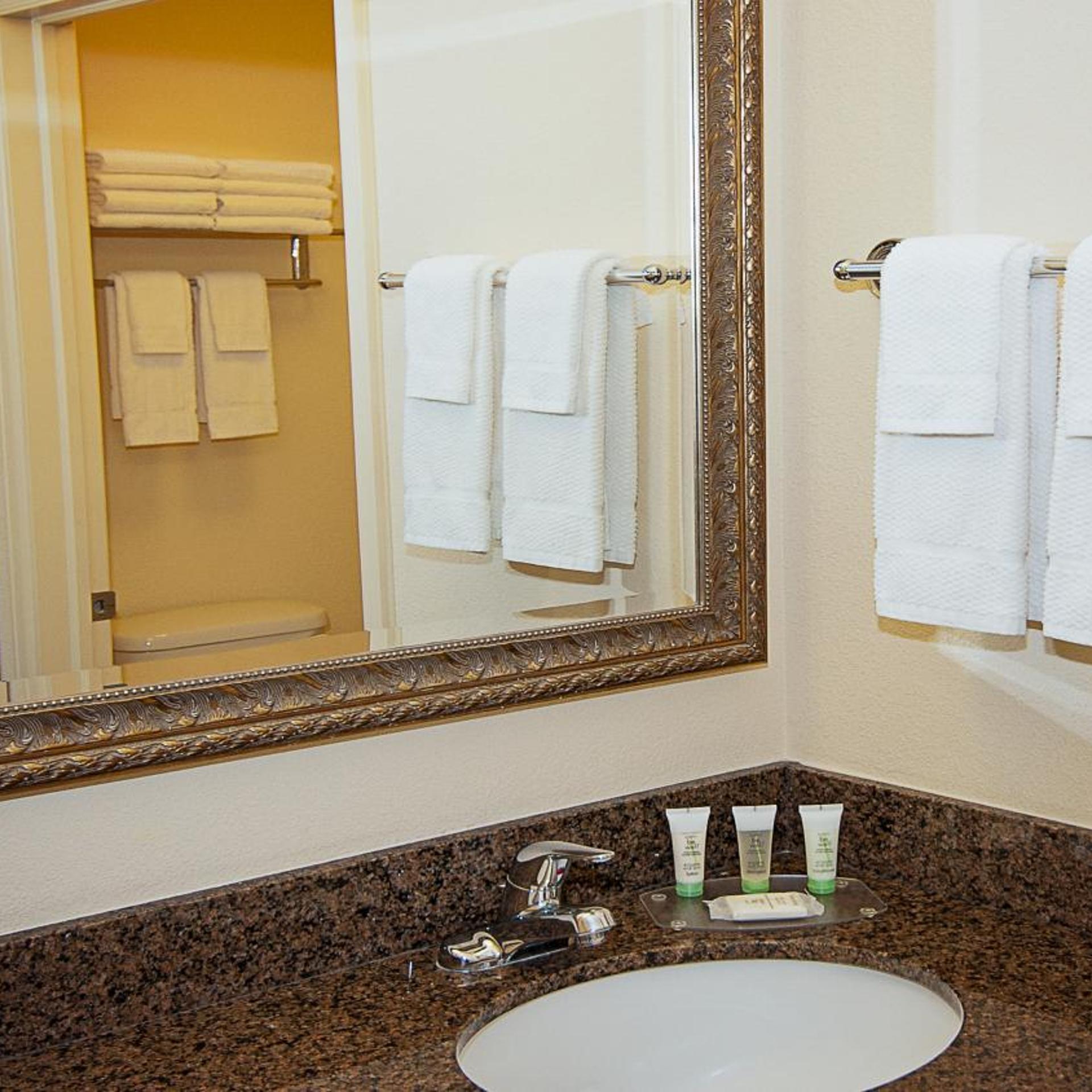 staybridge suites wichita by ihg