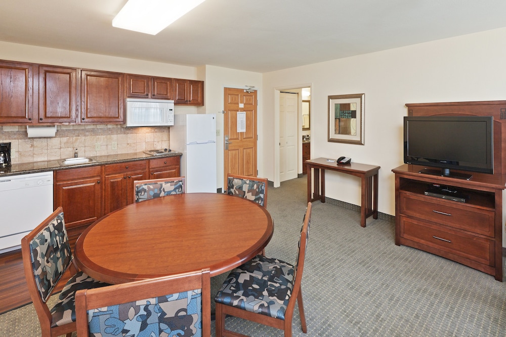 staybridge suites wichita by ihg