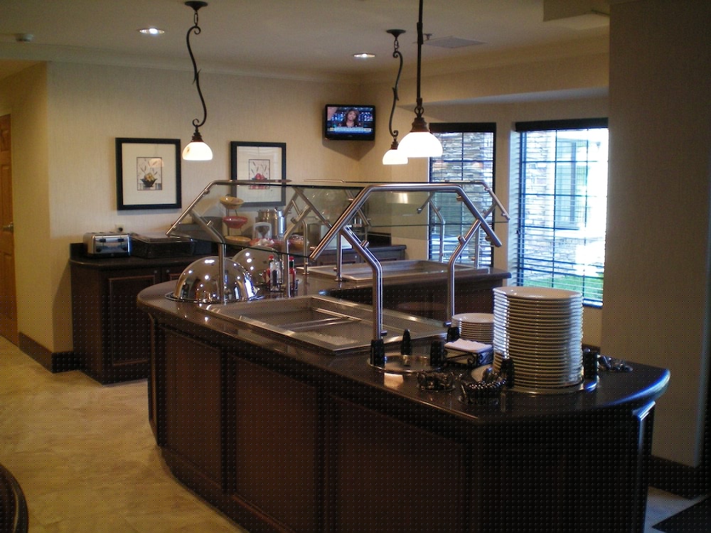staybridge suites wichita by ihg