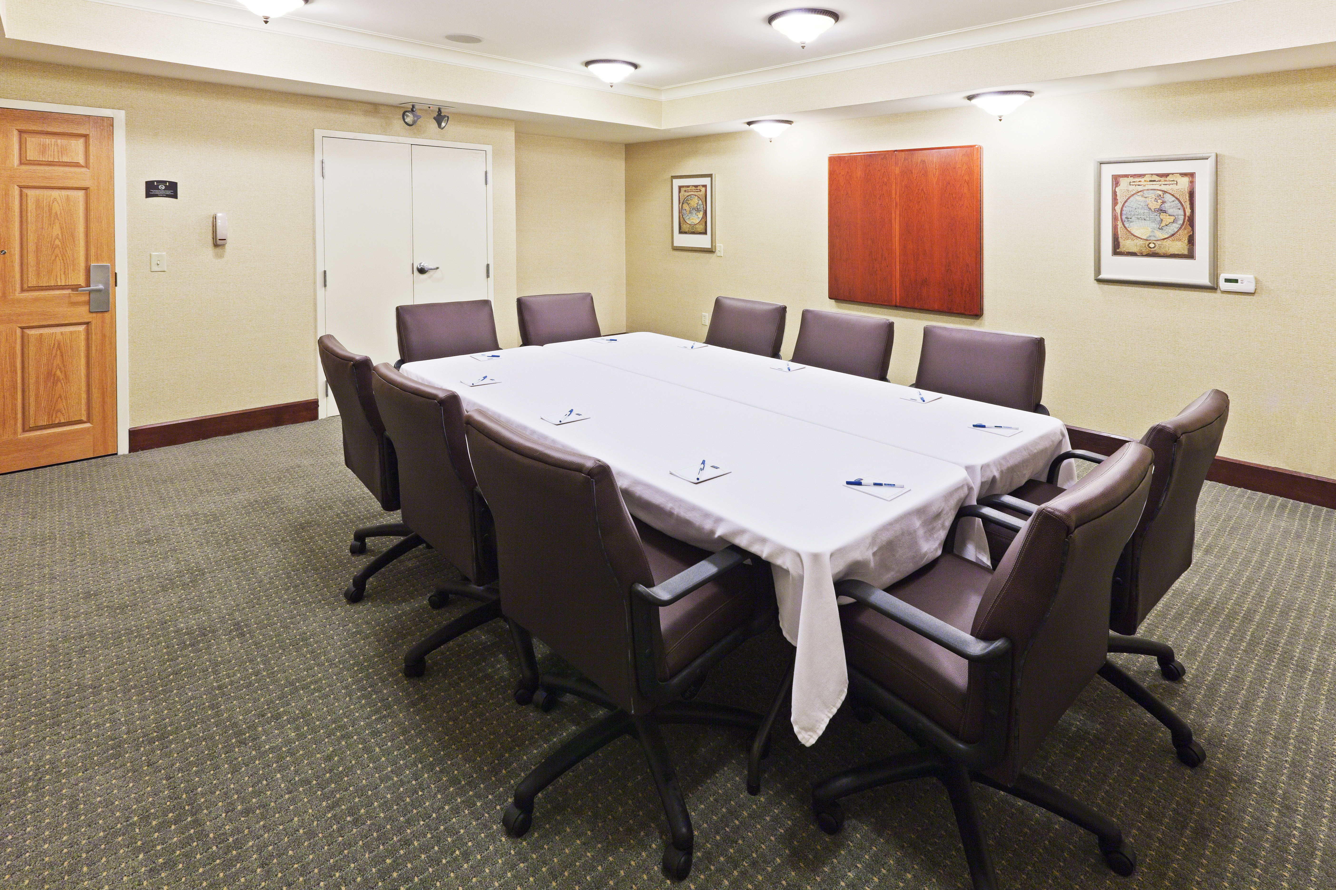 staybridge suites wichita by ihg