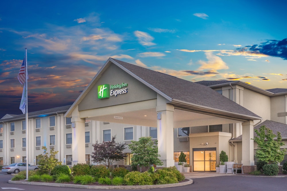 holiday inn express bloomsburg by ihg