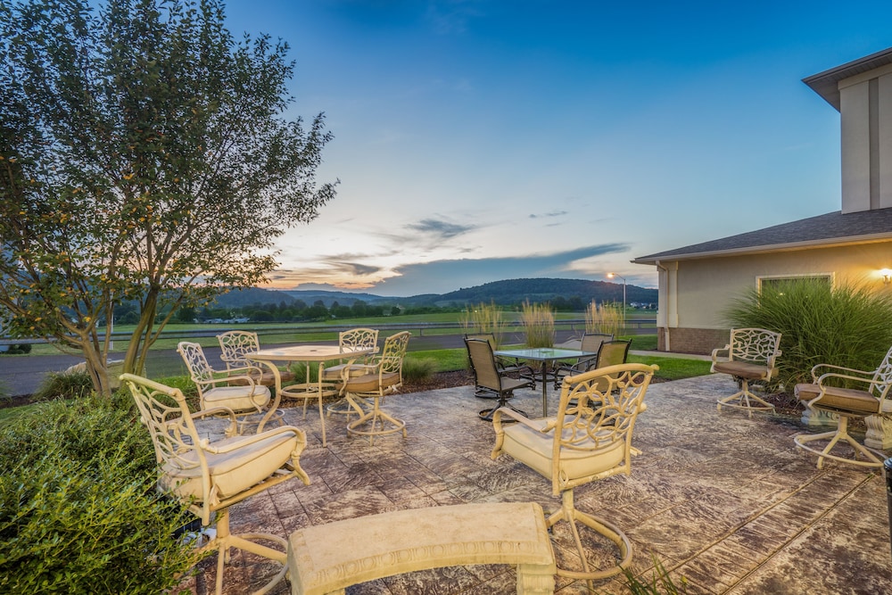 holiday inn express bloomsburg by ihg