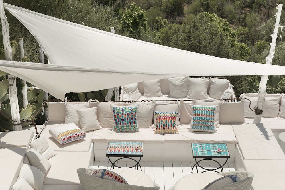 su gologone experience hotel