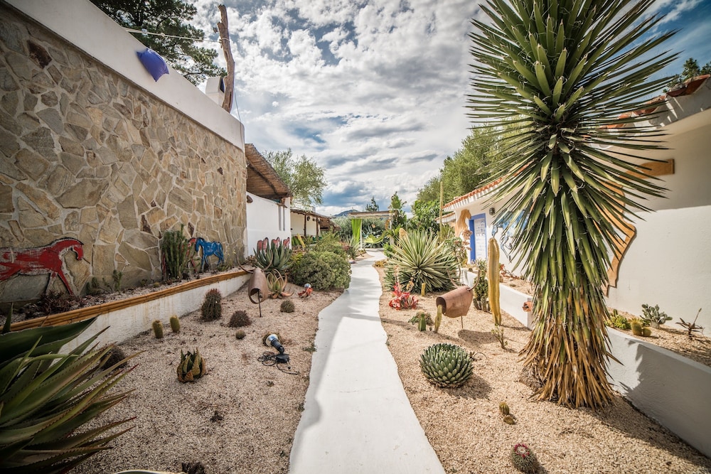 su gologone experience hotel