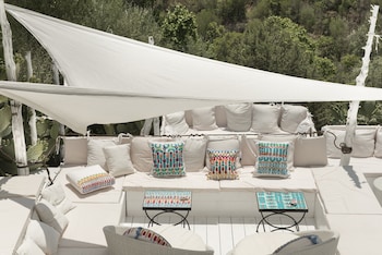su gologone experience hotel
