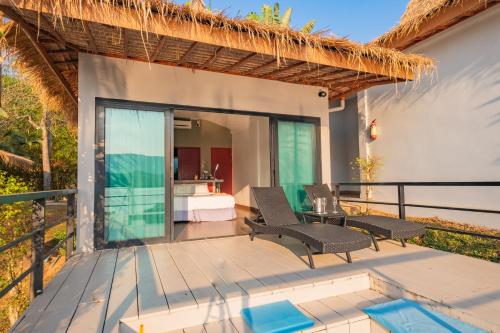 sanctuary nam ngum beach resort