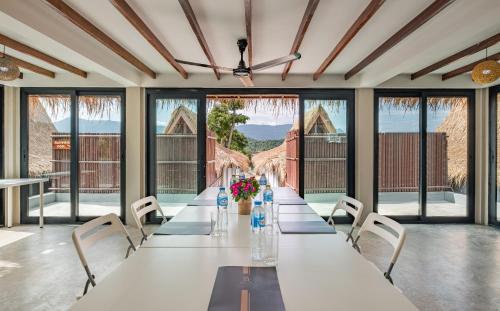 sanctuary nam ngum beach resort