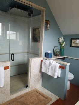 the inn at newport ranch