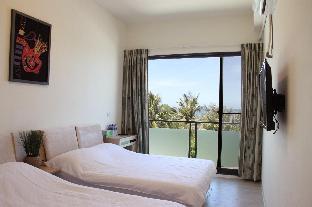 full mountain sea villa