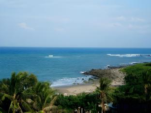 full mountain sea villa