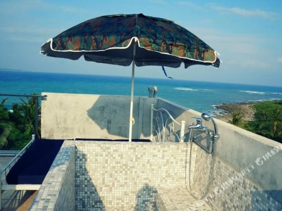 full mountain sea villa